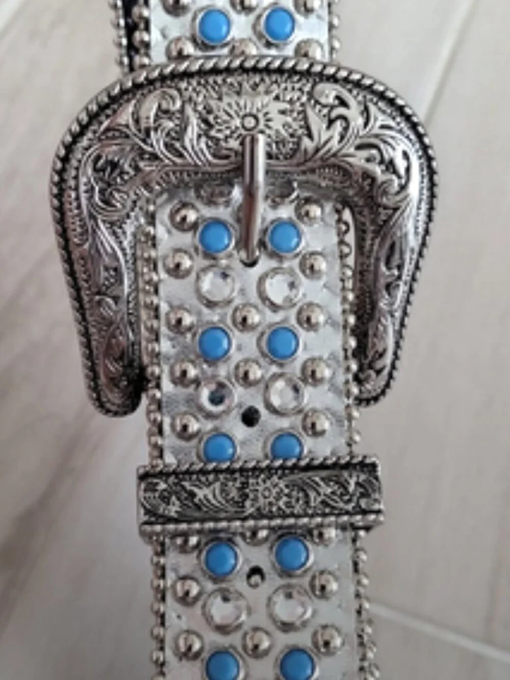 Vintage Silver Metallic Western Style Belt w/ Clear & Blue Rhinestone Studs
